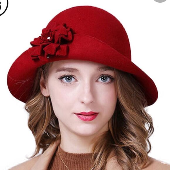 Betmar Retro Vintage 1920s Wool Vibrant Red Ladies Bow Feather & Pin Hat main image 16